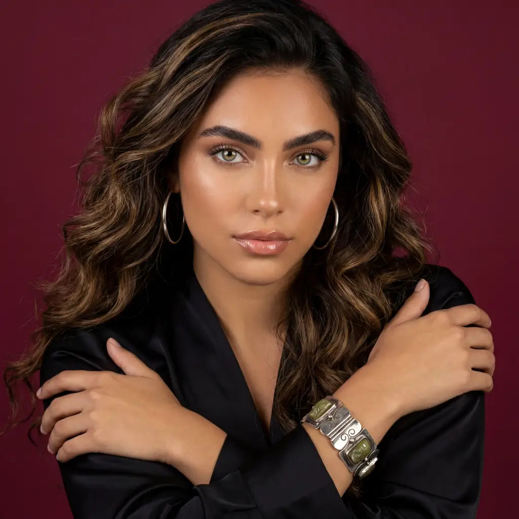 1940 Vintage Taxco bracelet with carved agate