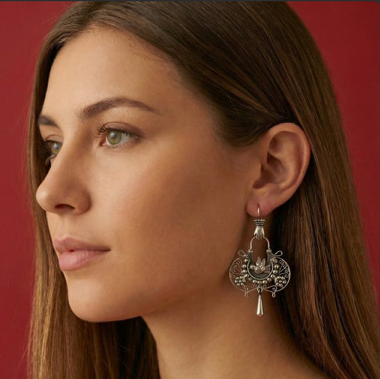 Mexican Mazahua silver dove earrings with hands, handmade, pure silver