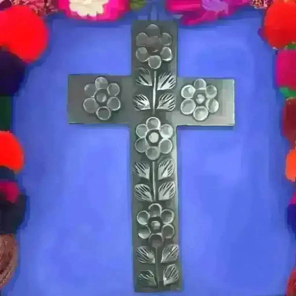 Black pottery cross from San Bartolo Coyotepec - decoration