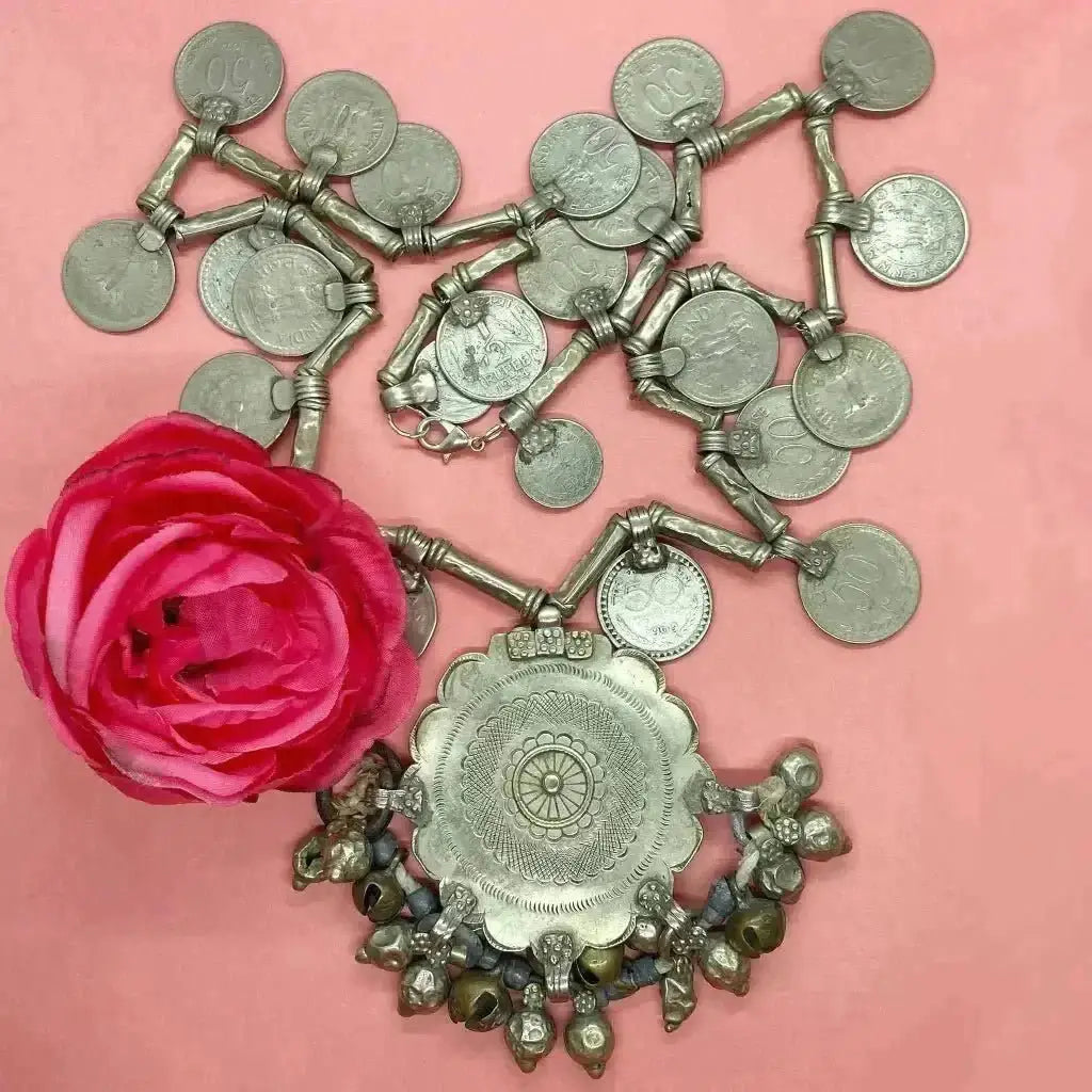 Indian coin necklace 1976 coins from India-rare!