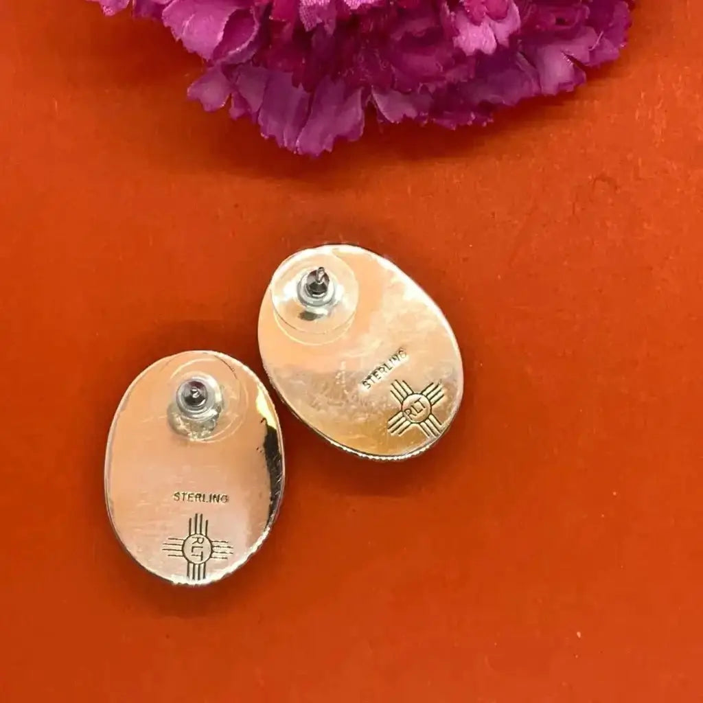 Santo Domingo butter scotch agate earrings by Robert
