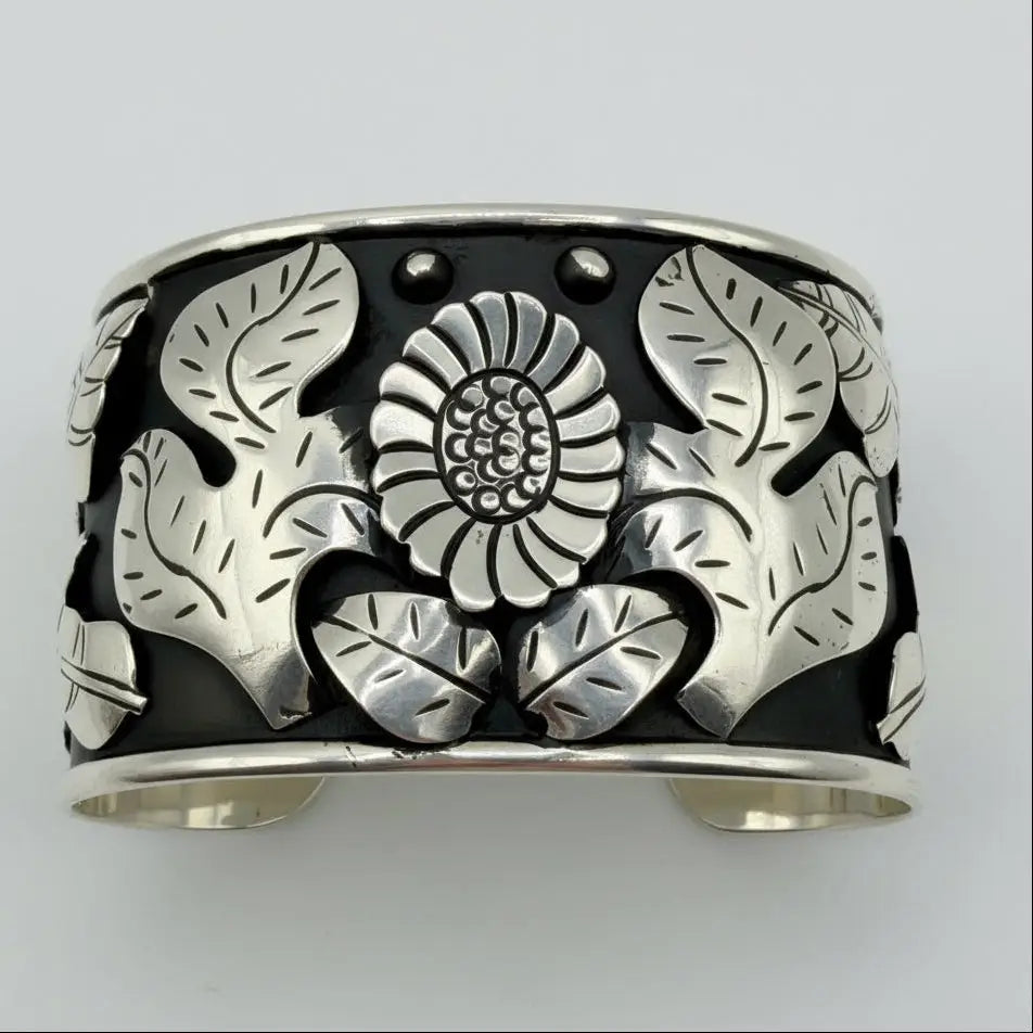 Silver Taxco bracelet modern design and like a vintage